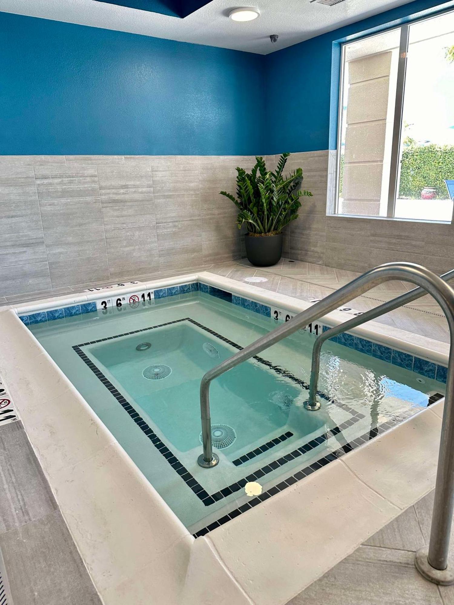 Hampton Inn & Suites Lathrop Εξωτερικό φωτογραφία